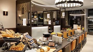 Daily buffet breakfast for a fee