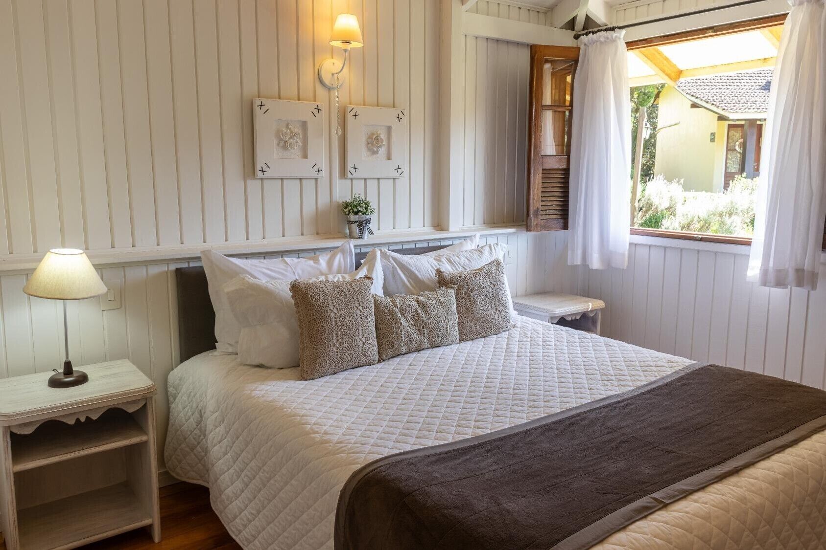 Family Chalet (Familia 1) | Premium bedding, minibar, individually decorated, individually furnished