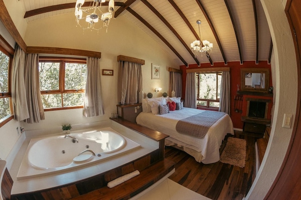 Cabaña romántica, 1 cama King size, en el área del jardín (Casal Luxo 4) | Vista desde la habitación