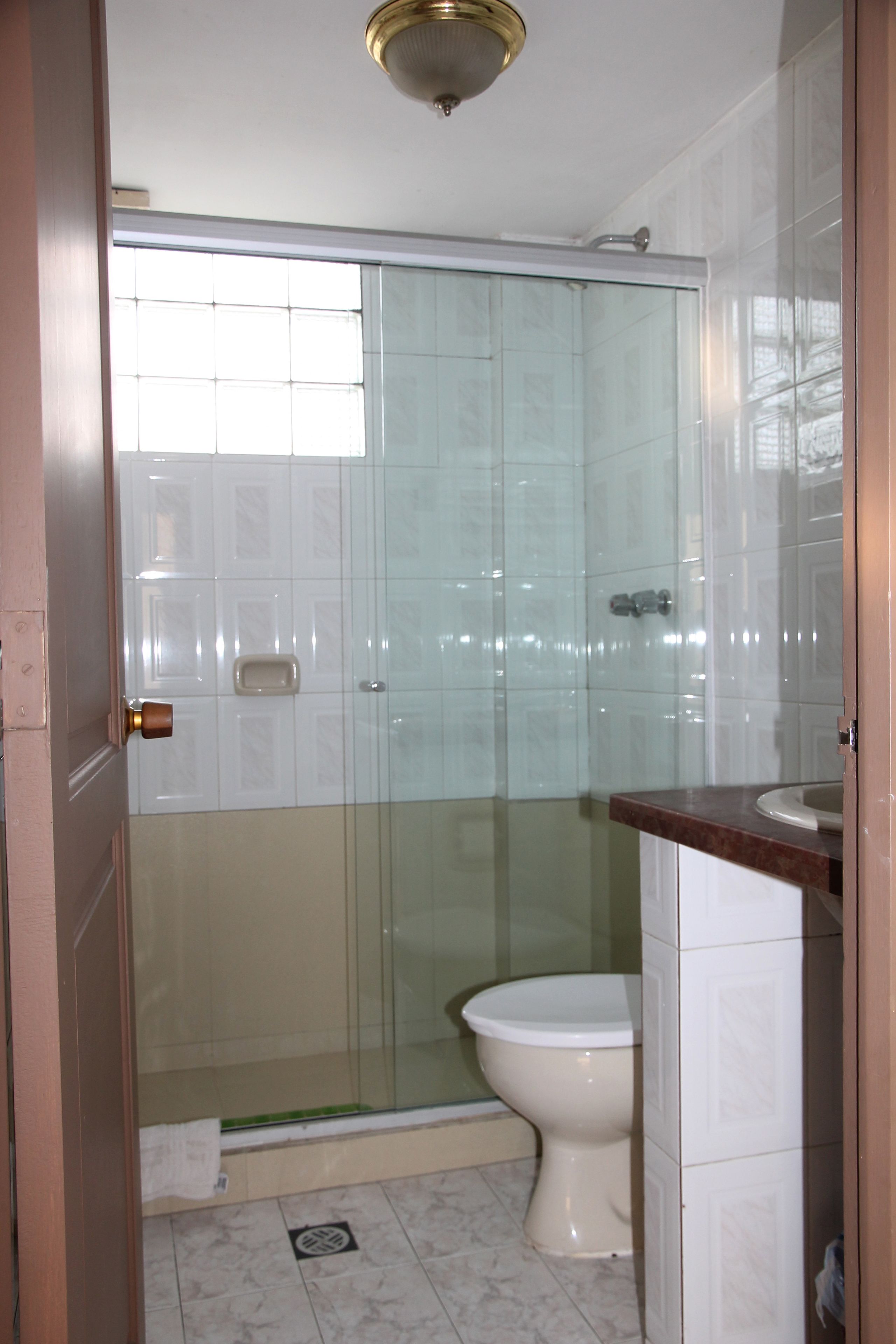 double room | bathroom | combined shower/bathtub, deep-soaking bathtub, rainfall showerhead