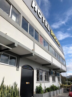 Front of property - Hotel Rodeio (Lages)