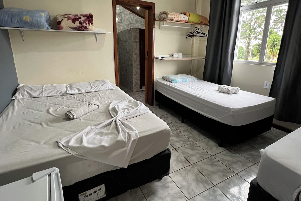 Standard Quadruple Room | Free WiFi, bed sheets