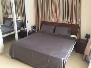 Appartement, 3 chambres | 3 chambres, fer et planche à repasser, Wi-Fi gratuit, draps fournis