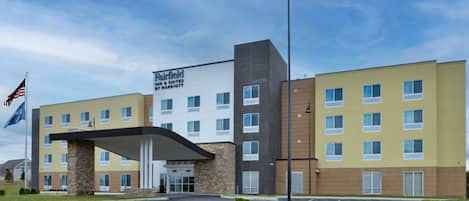 Pintu masuk hartanah