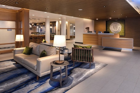 Lobby. Fairfield Inn & Suites by Marriott Columbus Grove City