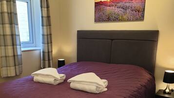 Cottage, Garden View | 1 bedroom, iron/ironing board, free WiFi, bed sheets