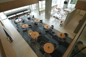 Free daily buffet breakfast - Holiday Inn Express Asuncion Aviadores by IHG (Asunción)