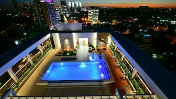 Outdoor pool, open 10 AM to 9 PM, sun loungers