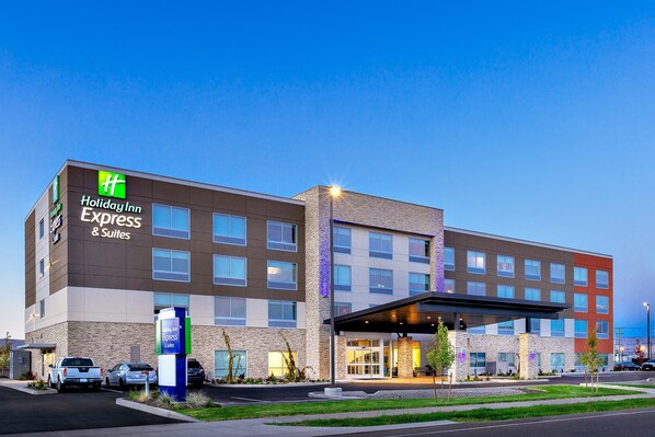 Exterior - Holiday Inn Express and Suites Union Gap- Yakima Area by IHG (Yakima)