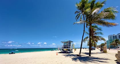 Southwinds Inn by The Gold Nests