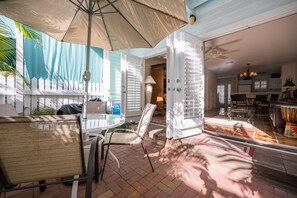 Outdoor dining - Sago Palm at The Truman Annex in Key West (Key West)