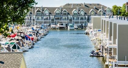 3 Nt Sum Min! - Cozy Cottage Near Union Pier & Private Beach Access!