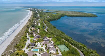 Beach House 29 Captiva Island beach view resort home