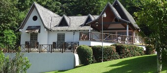 CoCo Chalet i Karibien - det enda som saknas är eldstaden!