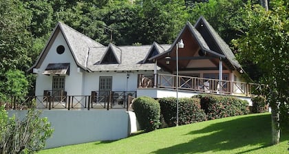 CoCo Chalet in der Karibik - nur der Kamin fehlt!