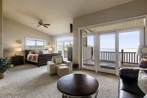 Luxurious Stay Spa Retreat - Hot Tub+Cold Tubs, Steam Suite, Spa Services