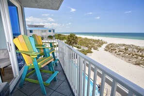 Unclassified image, 2 of 48, button