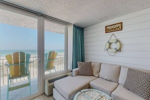 Unclassified image, 3 of 48, button