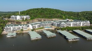 Exterior - Condo perfect for families and friends!!! (Camdenton)