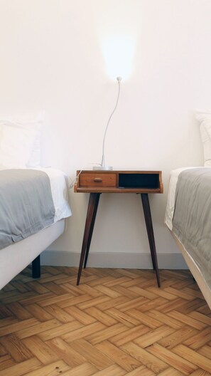 2 habitaciones, tabla de planchar con plancha y wifi gratis 