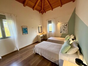 3 chambres, fer et planche à repasser, Wi-Fi gratuit, draps fournis