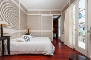 3 chambres, fer et planche à repasser, Wi-Fi, draps fournis