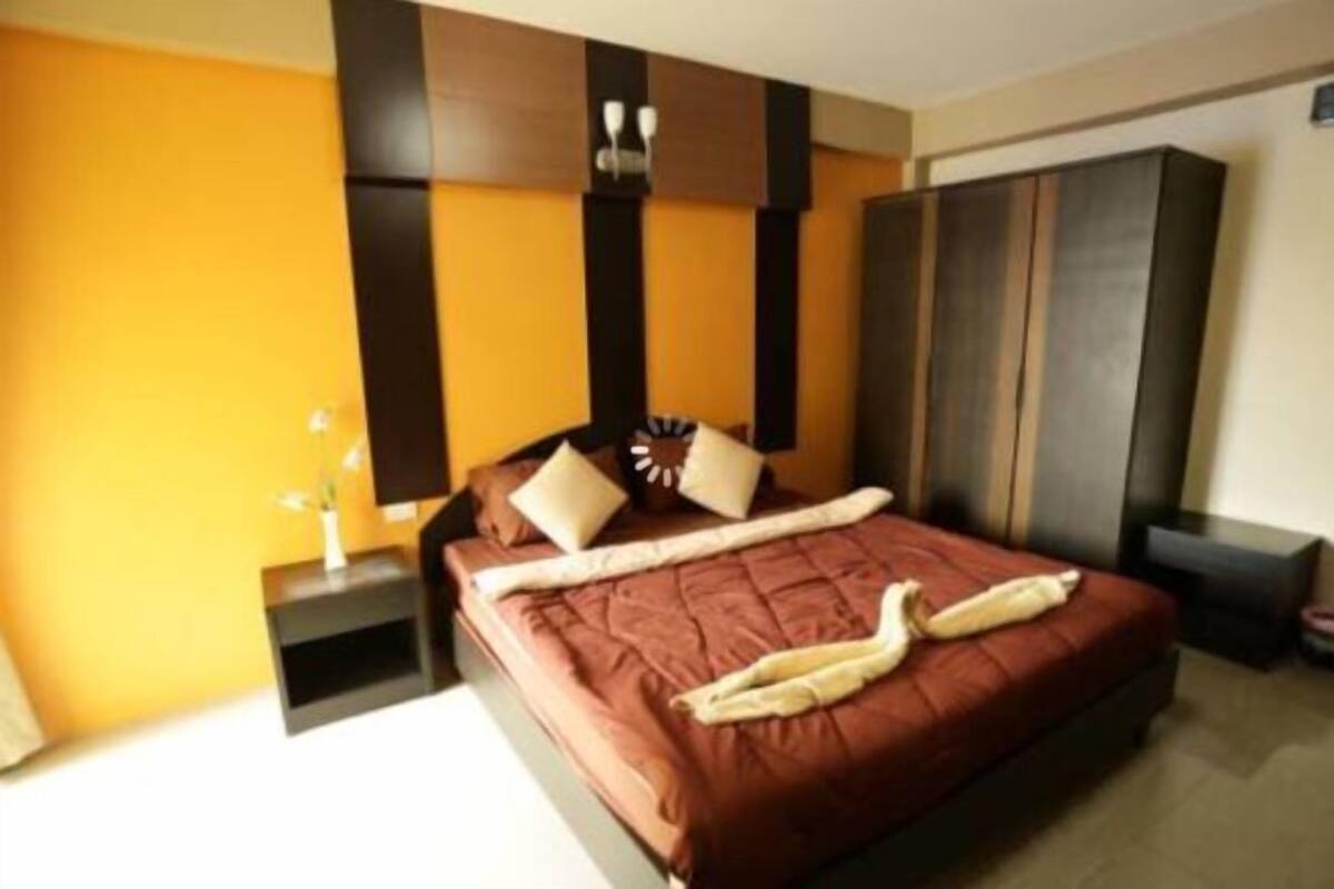 Rollaway beds, free WiFi