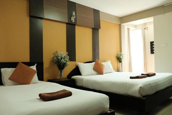 Rollaway beds, free WiFi