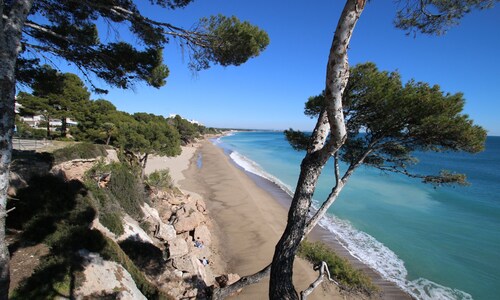 Casas Blancas 22, Parc Mont-roig