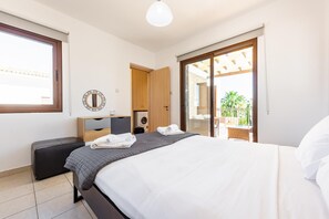 3 chambres, fer et planche à repasser, Wi-Fi