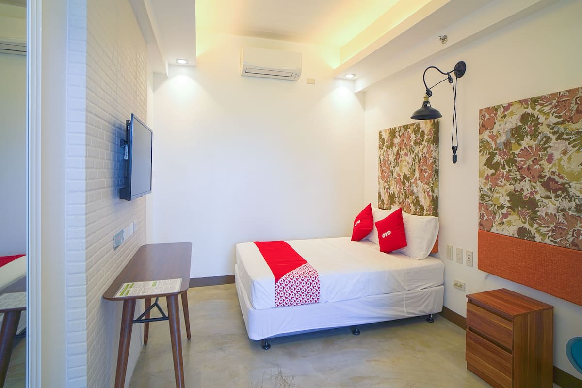 Deluxe Double Room | 1 bedroom, free WiFi, bed sheets