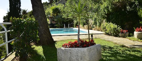 Piscina all'aperto