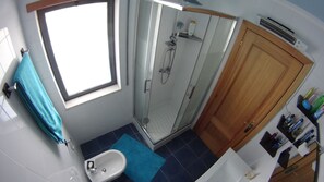 Hair dryer, towels, soap, shampoo - Quinta do Anjo Apartment (Palmela)