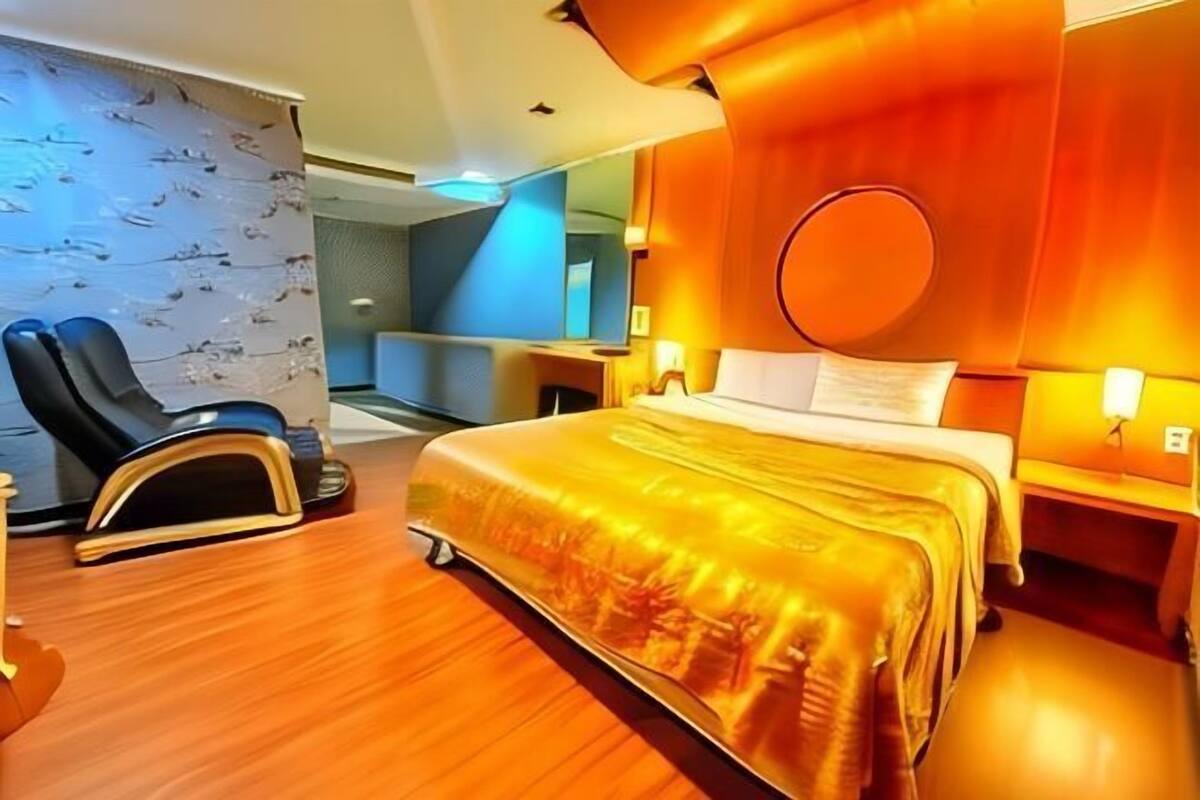 Bureau, rideaux dâobscurcissement, accĂšs au Wi-Fi (inclus)