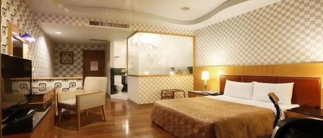 Desk, blackout curtains, free WiFi