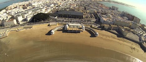Beach nearby, sun-loungers