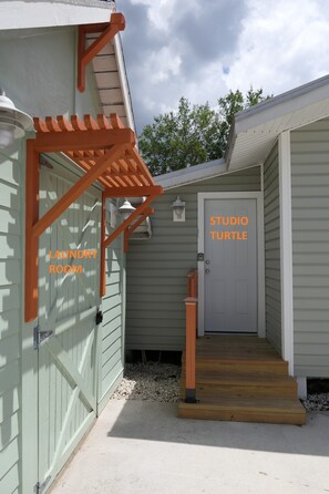 Exterior detail - Studio Turtle in Fort Myers/Villa Barra (Fort Myers)