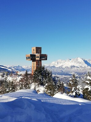 صورة غير مصنفة، 2 من 52، زرّ