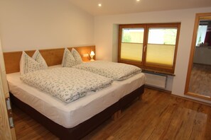 2 Schlafzimmer, Internetzugang, Bettwäsche