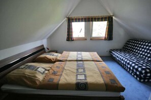 1 soverom, reiseseng for barn og sengetøy