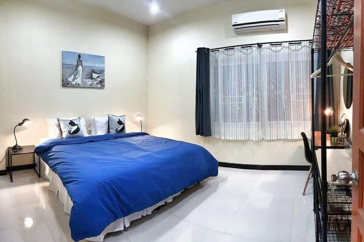 2 chambres, bureau, fer et planche à repasser, Wi-Fi gratuit