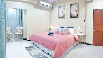 2 bedrooms, desk, iron/ironing board, free WiFi