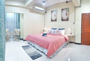 2 Bedrooms House | 2 多间卧室、办公桌、熨斗/熨衣板、免费 WiFi