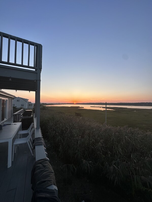 Misquamicut Waterfront Beach House Misquamicut Vrbo