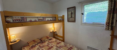 1 bedroom