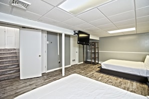 4 habitaciones, tabla de planchar con plancha y wifi gratis