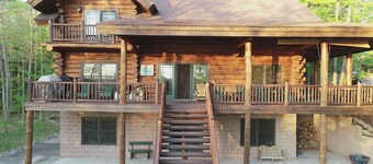 4th of July 2025!! Family Reunion Log Cabin Lake View, Beach, Pontoon