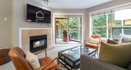 Ski-in/out | Pool, hot tub, gym | BBQ | Fireplace