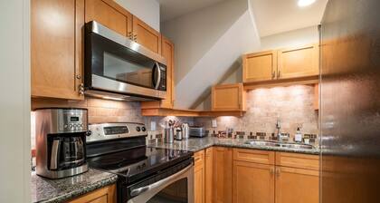 Ski-in/out Blackcomb | Smart TV | AC