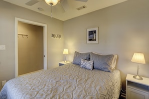 1 bedroom, iron/ironing board, free WiFi, bed sheets